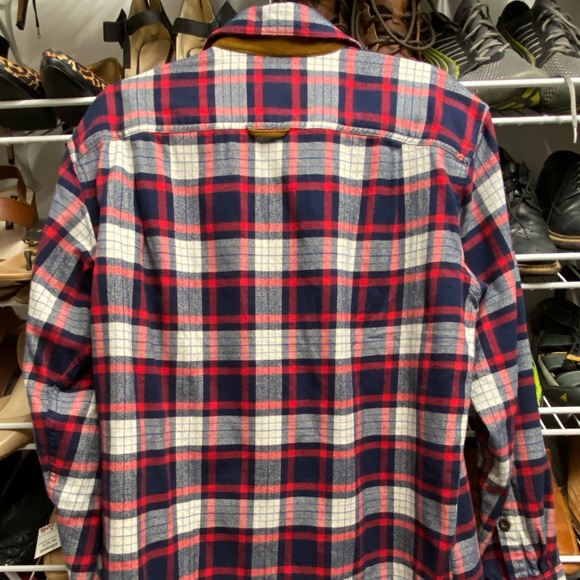 Orvis Perfect Flannel Men’s Shirt - Size Medium - Navy & Red - Picture 2 of 7
